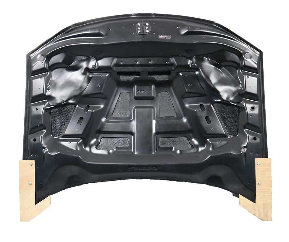 2011-2024 Chrysler 300/300C HC Style Carbon Fiber Hood - Image 4