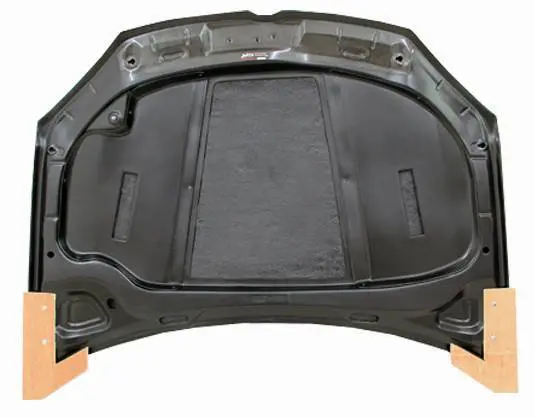 Carbon Fiber Hood RVS Style for Volkswagen Golf 6 2DR & 4DR 2006-2009 - Image 4